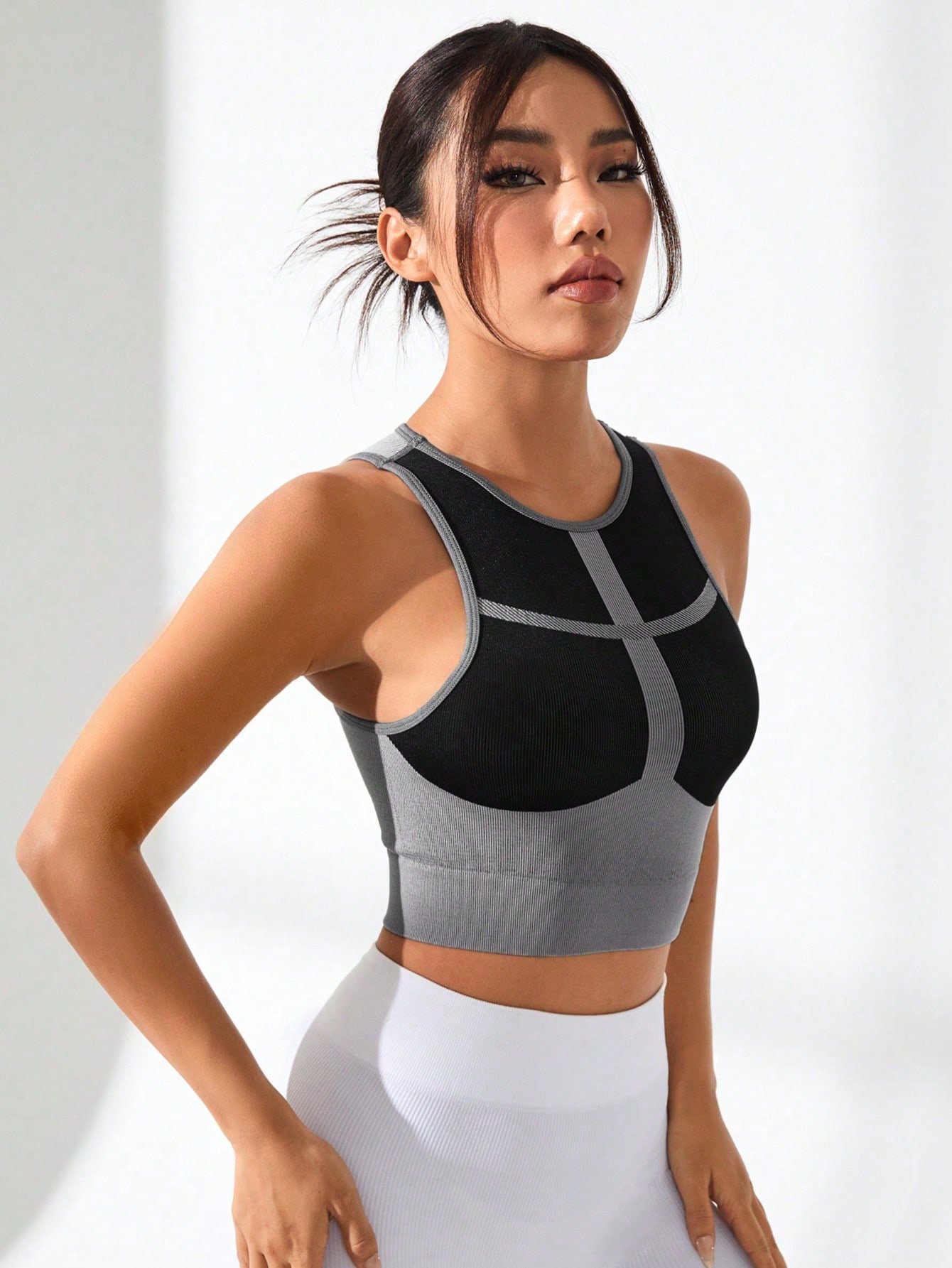 Kadınlar Renk Bloklu Çapraz Ba - Tank Top Ribbed incelemesi ve fiyatı
